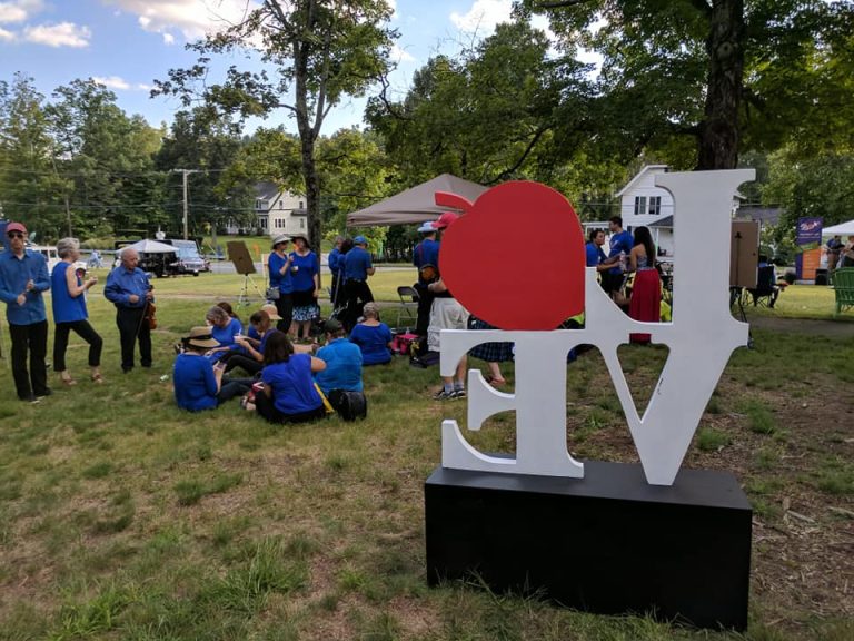 NCF2018_NorthboroughLoveSign